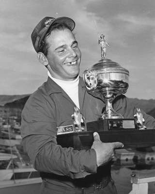 <p>
	In 1971, Bobby Murray won the inaugural Bassmaster Classic on Lake Mead, Nev. The tournament's location was a secret until all 24 competitors were airborne and flying to Las Vegas. The $10,000 in prize money was winner take all!</p>
