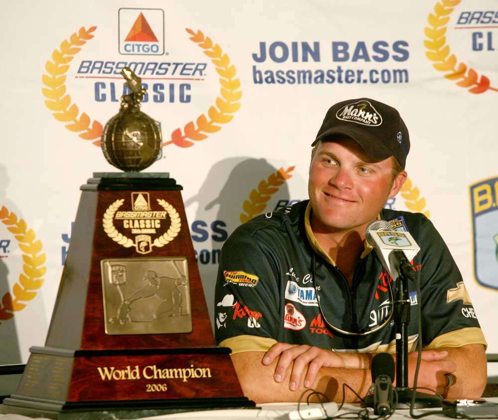 <p>
	The shift from Pittsburgh in 2005 to Orlando in 2006 was like night and day. On Day One of the '06 Classic, the lunkers came out to play, and Luke Clausen grabbed the lead with a five-fish limit weighing nearly 30 pounds. He proceeded to go wire-to-wire and set a Classic weight record that would stand until 2011.</p>
