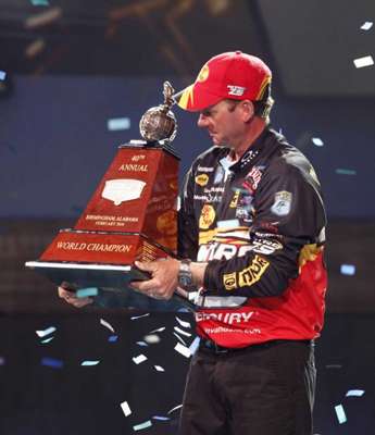 <p>
	How does the angler who draws the biggest crowd on the water stop that from being a distraction and a handicap? He lets them create a virtual wall around his best area, discouring the competition from coming in and splitting up his fish. At least that's how Kevin VanDam claimed his third Classic crown on Alabama's Lay Lake in 2010. In the process he became the first angler since Mark Davis in 1995 to win the Classic and Angler of the Year in the same season.</p>
