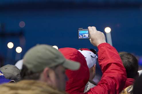 <p> 	Cell phones were everywhere trying to grab a piece of the action.</p> 