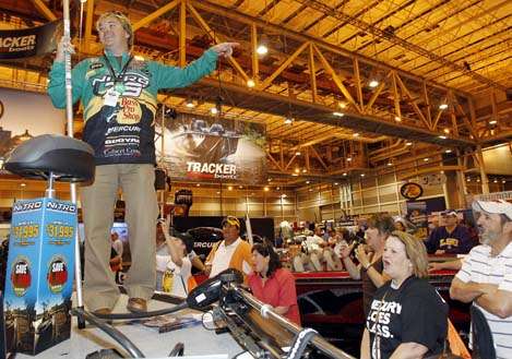 <p>
	<strong>TIMMY HORTON</strong></p>
<p>
	<strong>29th </strong><strong>in</strong><strong> </strong><strong>the Toyota Tundra Bassmaster Angler of the Year standings</strong></p>
<p>
	Horton, of Muscle Shoals, Ala., has been to 11 Classics with a best finish of 10th in Pittsburgh in 2005. He was 51st in 2009, his last appearance.</p>
