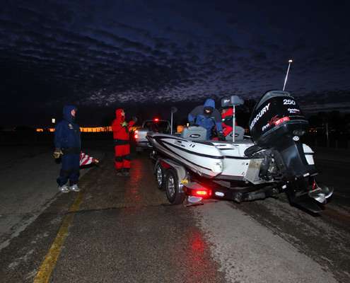 <p>
	Another boat prepares to back into the water at the Day Three launch of the Bass Pro Shops Bassmaster Central Open.</p>
