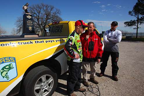 <p>
	Brent Chapman and Josh Bertrand discuss their final day of fishing on Lewisville Lake.</p>
