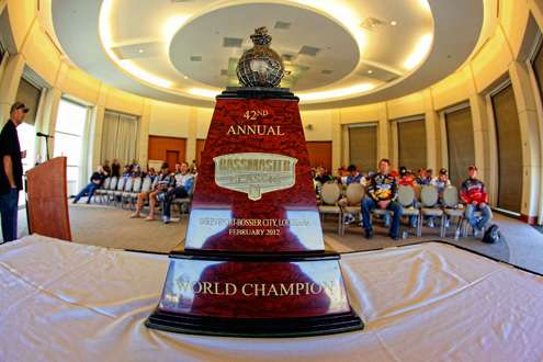 <p>
	The Bassmaster Classic trophy was on display at the official anglers meeting.</p>

