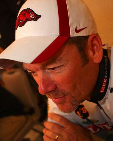 <p>
	Stephen Browning said he had heard so much from the Alabama contingent at the Classic, he decided to show support for his beloved Arkansas Razorbacks.</p>
