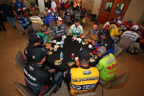 <p>
	 </p>
<p>
	The Classic contenders sit together during lunch at Media Day. </p>
