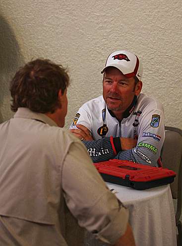 <p>
	Stephen Browning, the only Arkansas angler in the field, proudly sports a Razorbacks cap at Media Day.</p>
