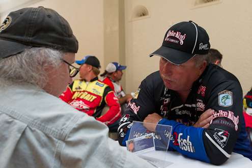<p>
	Denny Brauer chats with Don Barone during Media Day.</p>
