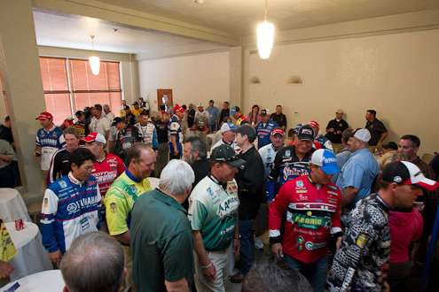 <p>
	Lunch!  Anglers file into the lunch room at Media Day.</p>
