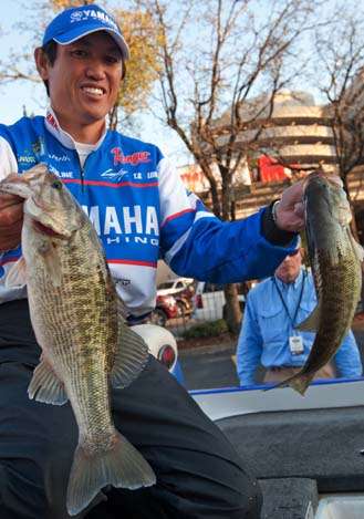 <p>
	<strong>TAKAHIRO OMORI</strong></p>
<p>
	<strong>32nd </strong><strong>in</strong><strong> </strong><strong>the Toyota Tundra Bassmaster Angler of the Year standings</strong></p>
<p>
	The 2004 Bassmaster Classic champion on Lake Wylie is back for his eighth championship. He finished 10th in 2010 after missing the Red River event.</p>

