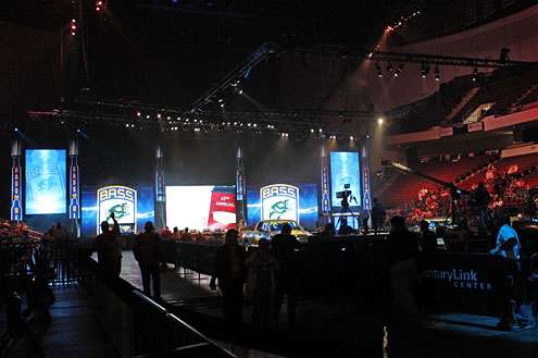 <p>
	Behind the scenes at the Day Three launch of the 42nd Bassmaster Classic.</p>
