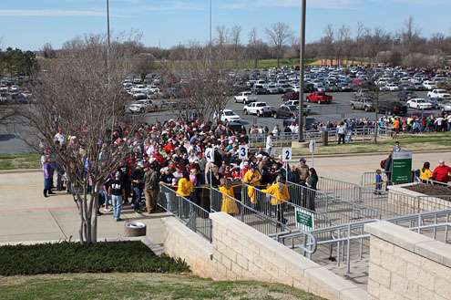 <p>
	The lines outside grew into the thousands as fans waited for them to open the doors.</p>
