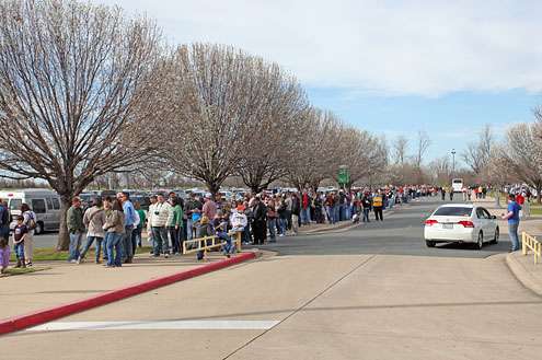 <p>
	 </p>
<p>
	The line wrapped around the parking lot.</p>
