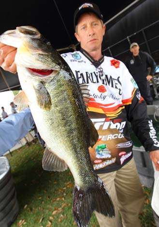 <p>
	<strong>KEVIN WIRTH</strong></p>
<p>
	<strong>26th </strong><strong>in</strong><strong> </strong><strong>the Toyota Tundra Bassmaster Angler of the Year standings</strong></p>
<p>
	The veteran angler from Crestwood, Ky., is making his 14th Classic appearance. Wirthâs best finish was a sixth on Lay Lake in 2007, but he also has four other Top 10s. </p>
