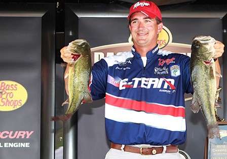<p>
	 </p>
<p>
	Finding some low-pressure backwater proved to be key for Chad Brauer, who blew away the field with a 56-14 win on the Red at the 2010 Central Open.</p>
