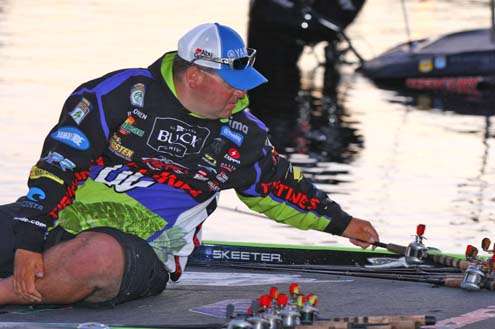 <p>
	 </p>
<p>
	Bill Lowen gets his rods ready for the start of Day Three.</p>
