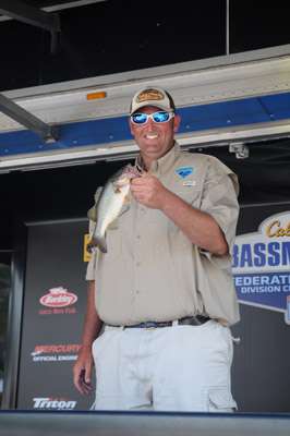 <p>
	One of the biggest guys in the tournament, Ryan West of South Carolina, caught one of the smallest fish of the day, a 15-ouncer.</p>
