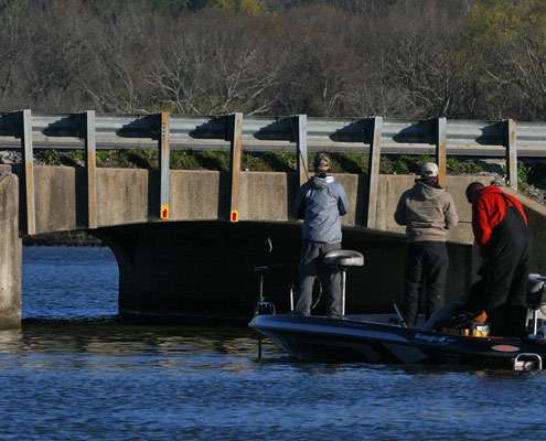 <p>
	Day One leaders Tyler Strock and Dalton Darnell of Auburn University Montgomery start the day targeting bridges with hollow belly swimbaits.</p>
