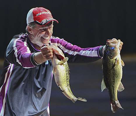 <p>
	Kevin Wirth brings the crowd to a roar when he shows his fish again.</p>

