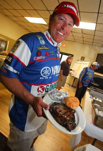Dean Rojas was one of the first anglers to be served a steak, after being paired with his Day One Marshal.
