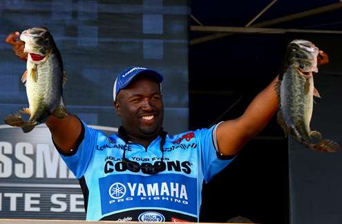 <p>
Ishama Monroe (1st, 77-6)</p>