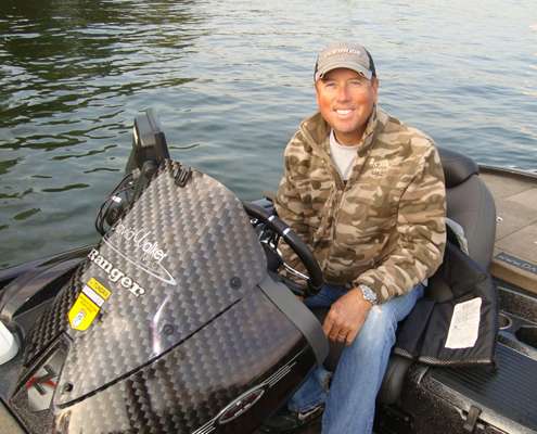 <p>
	When you fish the Bassmaster Opens, you have a chance to meet many of the countryâs top professional bass anglers. David Walker was kind enough to let me snap his picture at the dock on a practice day.</p>

