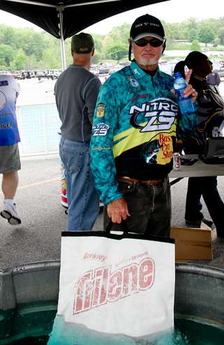 <p>
	Rick Clunnâs bag held the winning weight of 14 pounds, 15 ounces. </p>
