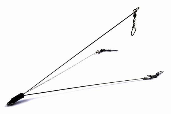 <p>
	<strong>Viking Marine Plain Jane</strong></p>
<p>
	Though this rig is bare bones, it's not flimsy. The arms are triple wrapped at the end to secure the high-quality swivels. It's one of the lighter rigs as well, ideal for shallow water. Available at <a href=