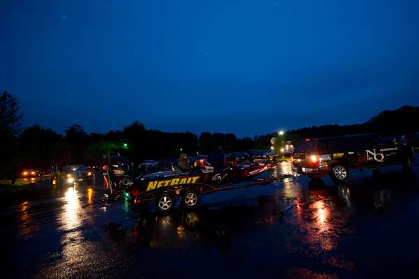 <p>
	The parking lot at Blythe Park was completely full, supporting a field of over 180 competitors.</p>
