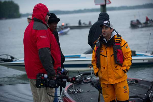 <p>
	Starting Day Two in 8th place, Andy Montgomery answers questions for an interview.</p>
