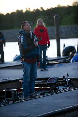 <p>
	Heads are held high as anglers pay respect to the nation.</p>

