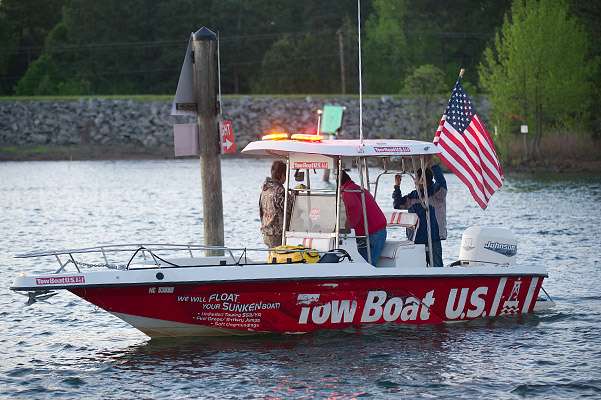 <p>
	The colors are stowed on the official towing service of Bass Pro Shops Bassmaster Opens.</p>
