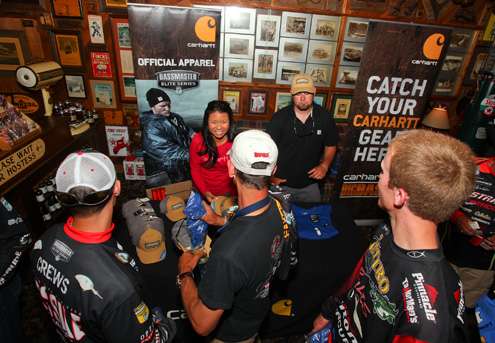 <p>
	Carhartt is the official apparel of the Bassmaster Elite Series.</p>
