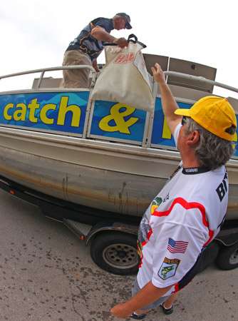 All bass are placed in the catch-and-release boats to be returned to Table Rock Lake.
