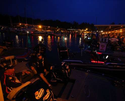 <p>
	Boats line Table Rock Lake State Park for the Day Two launch of the second Bass Pro Shops Bassmaster Central Open.</p>
