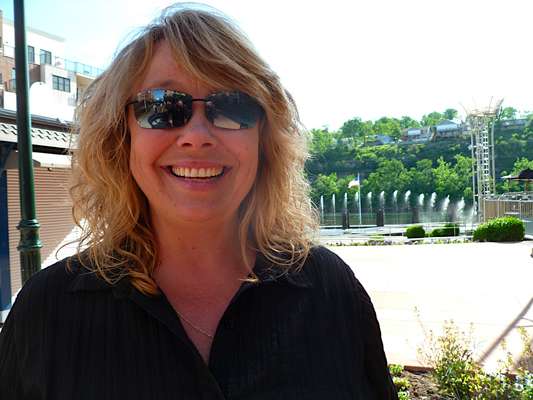 <p>
	Tammy Scholten Director of Marketing & Entertainment Branson Landing.</p>
