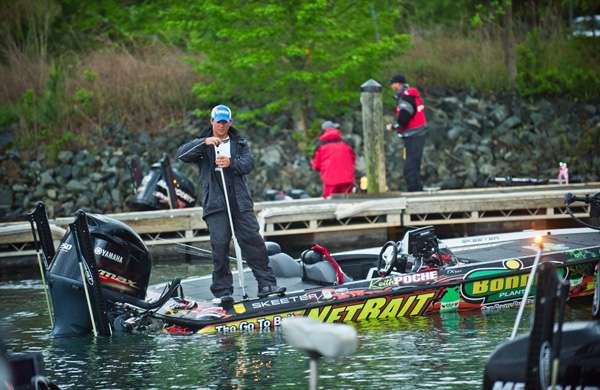 <p>
	Keith Poche gets ready for Day One of the Bass Pro Shops Southern Open #2.</p>
