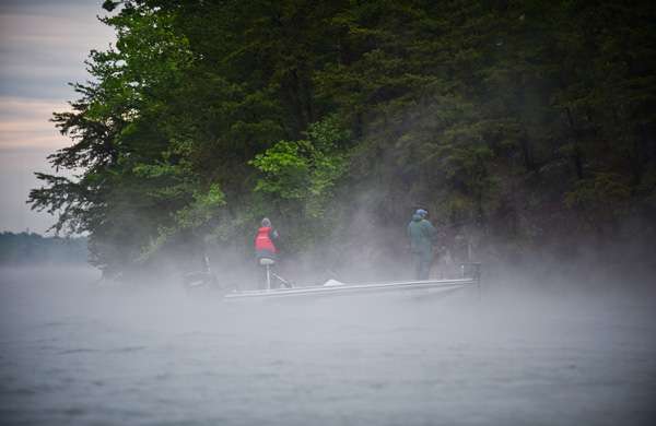 <p>
	Early morning fog covered Lake Norman on Day Two of the Bass Pro Shops Southern Open.</p>
