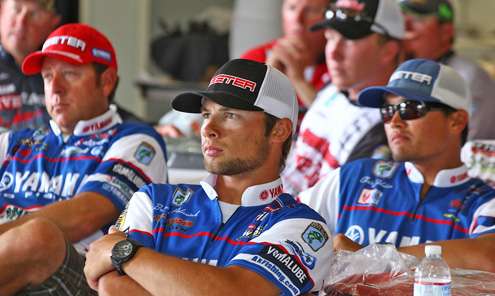 <p>
	Yamaha Pros Brandon Palaniuk, Chris Zaldain and Dean Rojas are attentive during the anglers banquet.</p>
