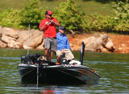 <p>
	Mike McClelland hooks up with his 5th keeper fish of Day Two. </p>
