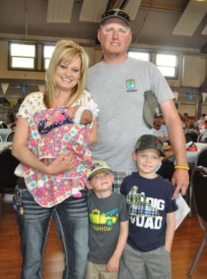 <p>
	Going to the Western Divisional is a family affair for Kenny Oldham, a member of Wyomingâs Cowboy Bass. He brought along his wife, Amanda; son, Whitney, 5; son, Weston, 5; and his three-week-old daughter Anna.</p>
