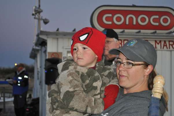 <p>
	Jaxon, 4, watches as his dad, Bill Golightly, takes off. His mother, Becca, is president of the Wyoming B.A.S.S. Federation Nation.</p>
