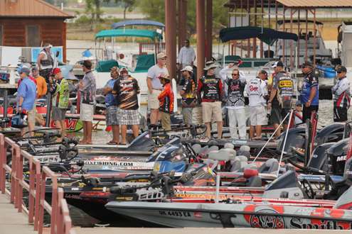 <p>
	The boat dock got a little congested as anglers awaited their weigh-in bags.</p>
