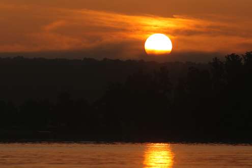 <p>
	The sun heats up after launch on Day Four of the Douglas Lake Challenge.</p>
