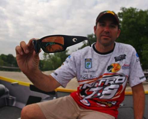 <p> 	A good pair of polarized sunglasses is important when fishing. Scanlon used Costa Del Mar Corbina 580s with amber lenses. âThey help identify the bigger rocks, especially in practice. There were bigger rocks out off the bank, and thatâs what they were relating to.â</p> 