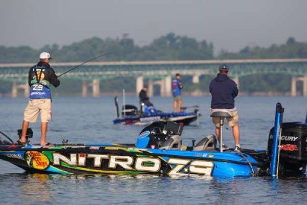 <p>
	DeFoe and Parrish were fishing close to one another early on Day One.</p>
