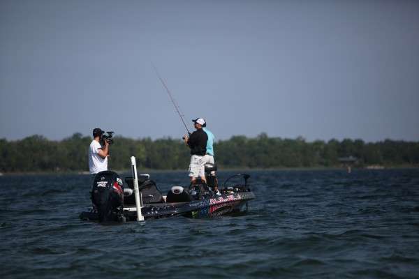 <p>
	Because Green Bay offers prime fishing for huge smallmouth, itâs a popular location for filming television fishing shows, such as the âHook nâ Lookâ program. This episode included Bassmaster.com photographer Darren Jacobson.</p>
