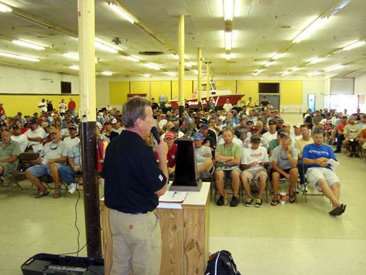 <p>
	James River competitors listen as Tournament Director Chris Bowes goes over the rules and regulations.</p>

