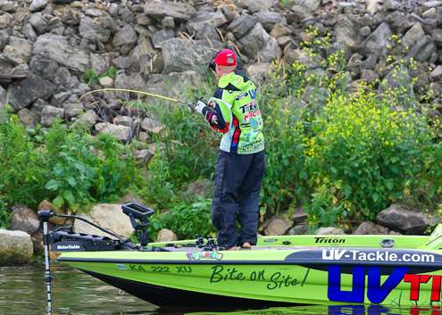 Brent Chapman hooks up soon after setting down on his second spot on Day One.