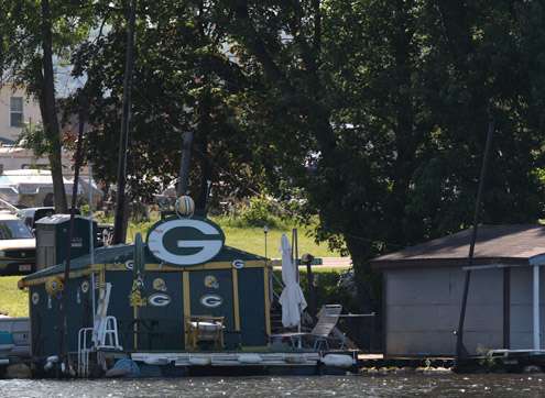 <p>
	Wisconsin loves the Packers!</p>
